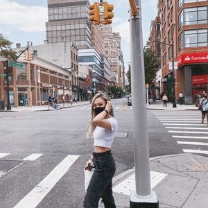 Meet your Posher, Jenny